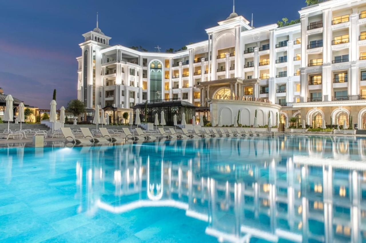 Merit Royal Diamond Hotel & Spa Girne Buitenkant foto