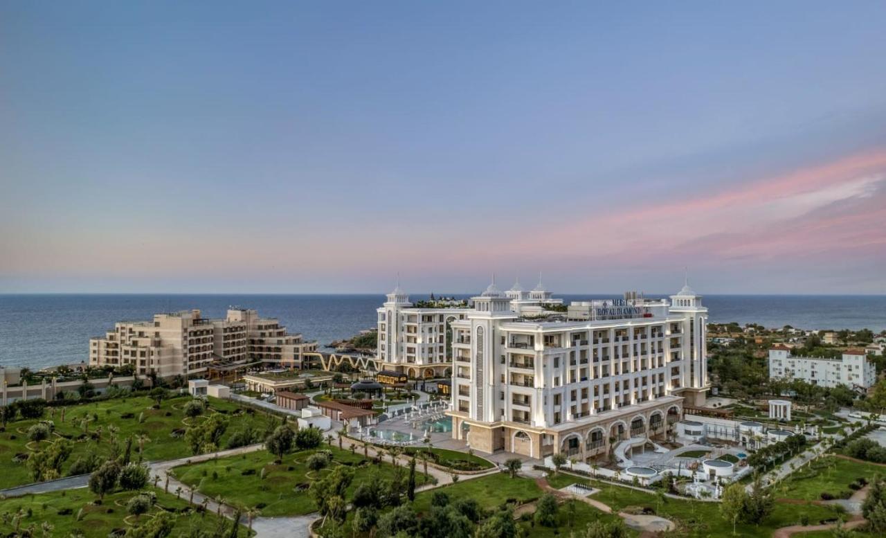 Merit Royal Diamond Hotel & Spa Karavas  Buitenkant foto