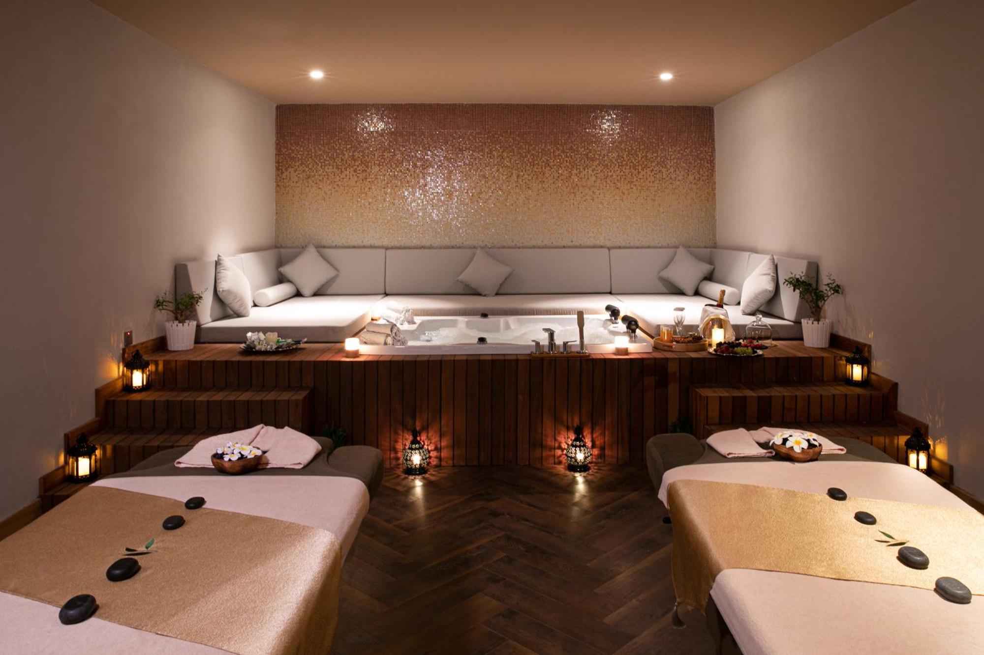 Merit Royal Diamond Hotel & Spa Karavas  Buitenkant foto
