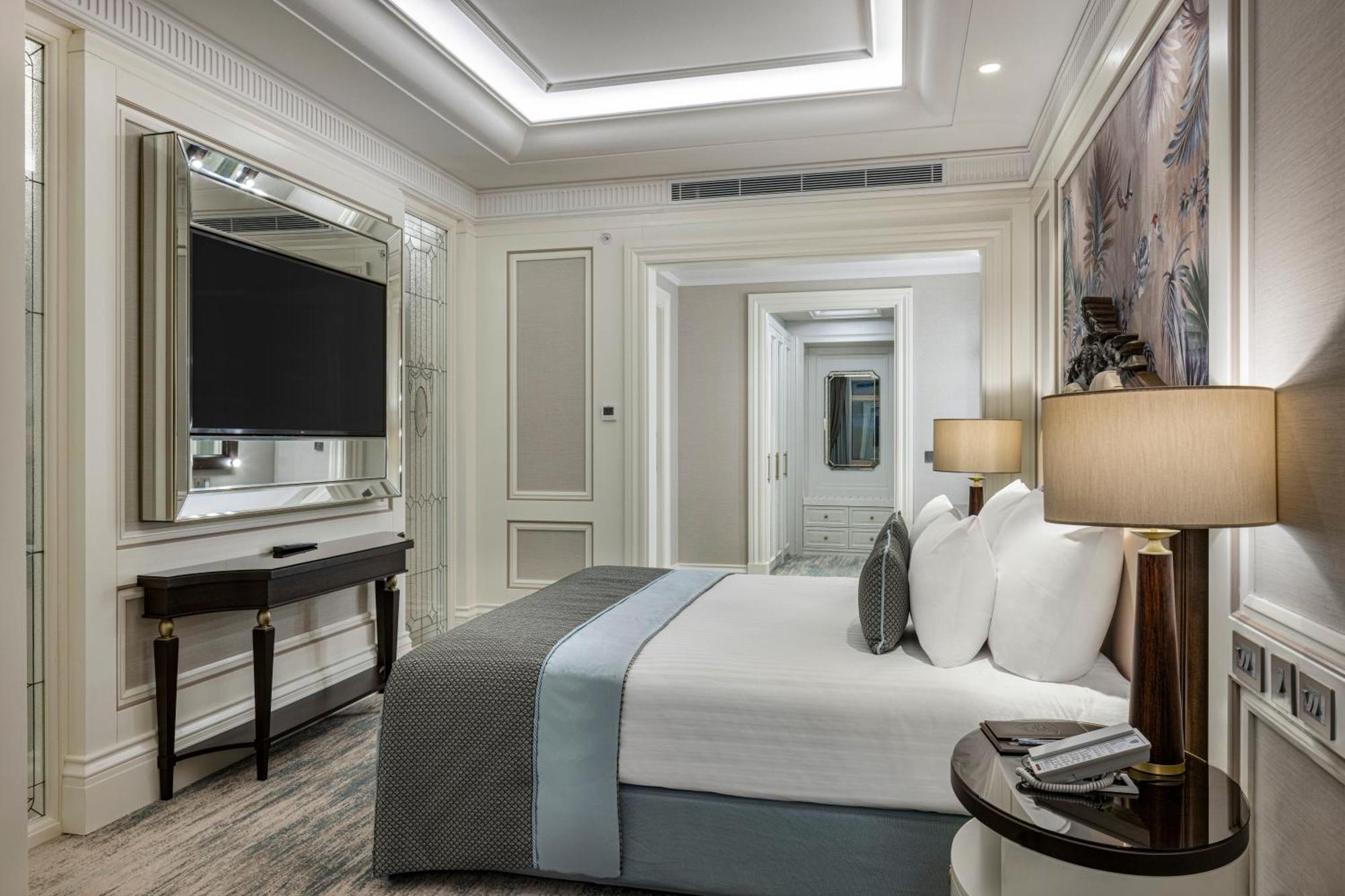 Merit Royal Diamond Hotel & Spa Karavas  Buitenkant foto